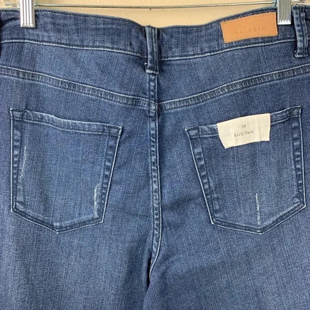 Halogen Cropped Kick Flare Jeans High Rise Frayed Ankle Distressed Dark Wash 28 - Picture 5 of 7